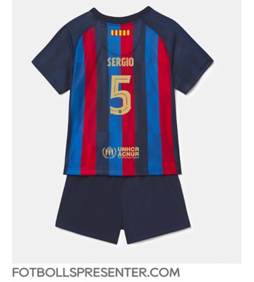 Barcelona Sergio Busquets #5 Hemmatröja Barn 2022-23 Kortärmad (+ korta byxor)
